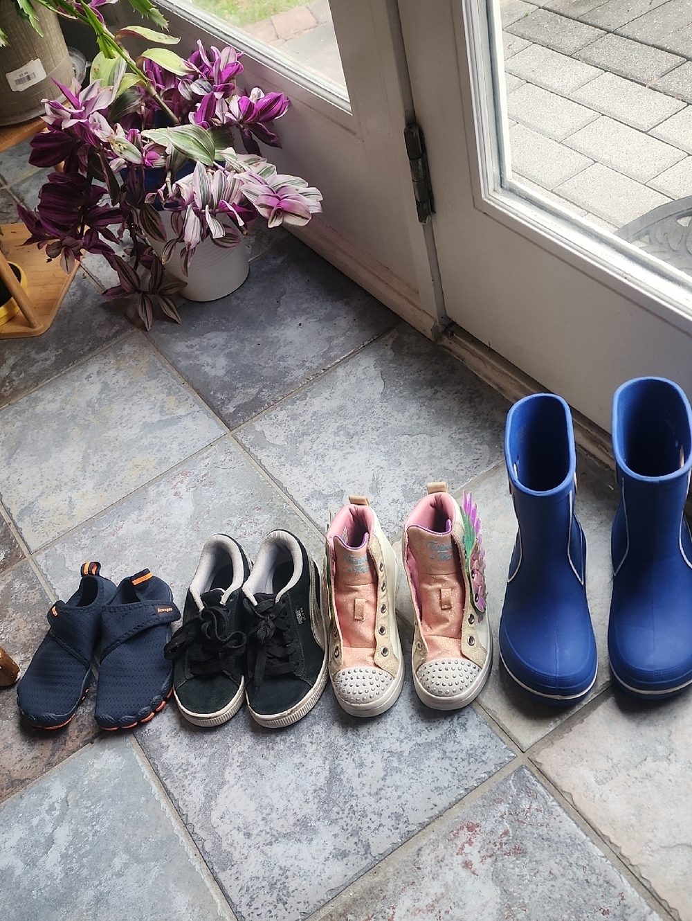 Crocs Blue Rain Boots & black pumas & twinkle toes   boots